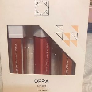 Ofra lipstick set